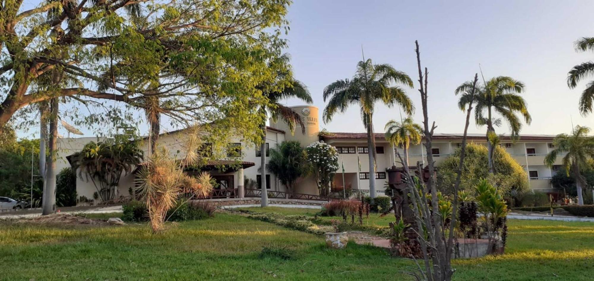 Verdes Vales Lazer Hotel Juazeiro do Norte Exterior photo